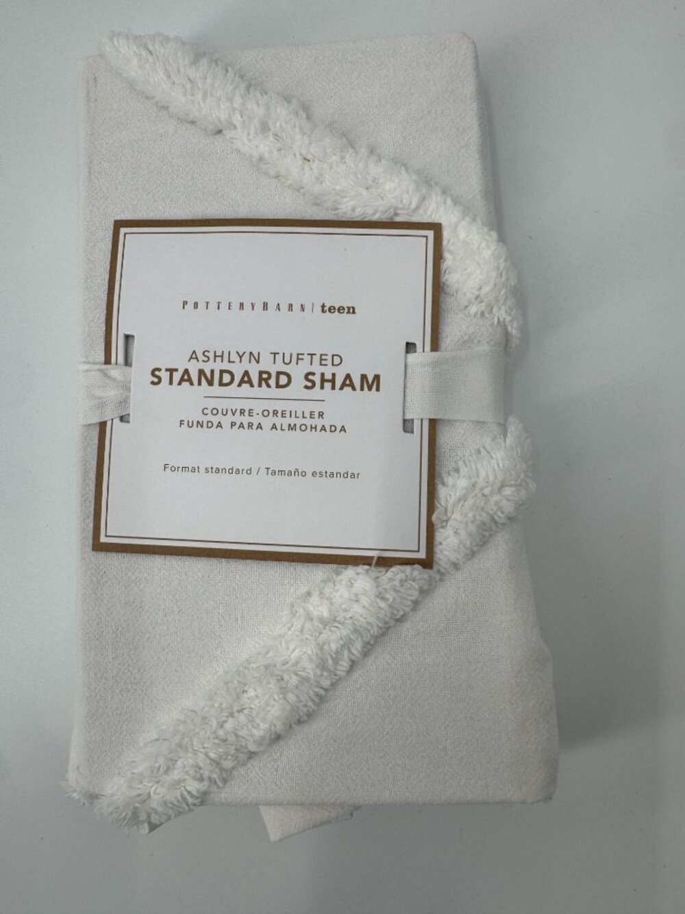 Ashlyn Tufted Standard Sham 100% Cotton off White Pottery Barn Teen Machine Wash - Picture 3 of 5
